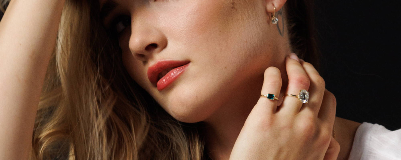 Pinky Rings Are The New Jewelry Trend You'll Want to Wear Every Day